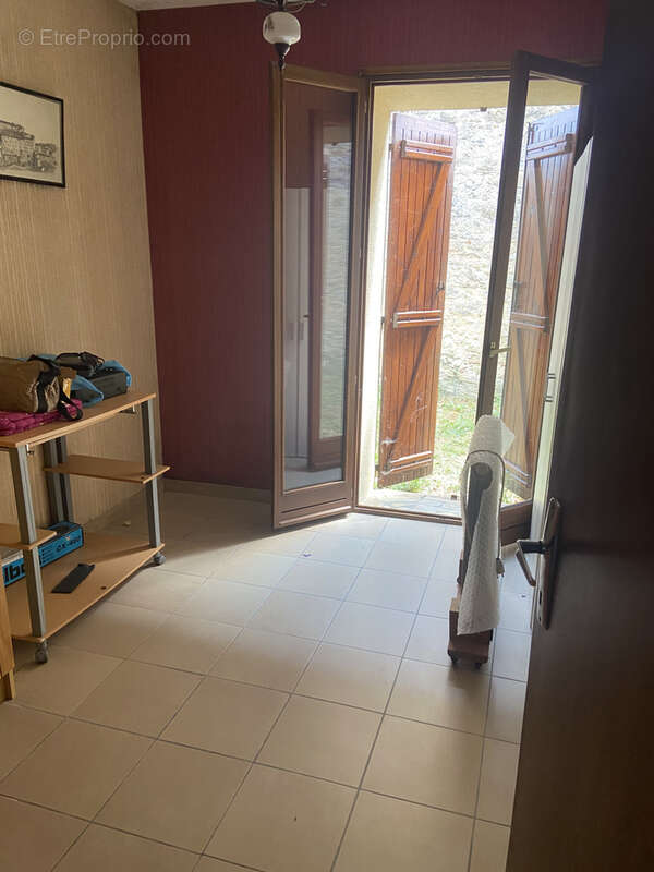 Entre La Réole et Langon - Maison de plain-pied de 90 M2 avec jardin - photo 12