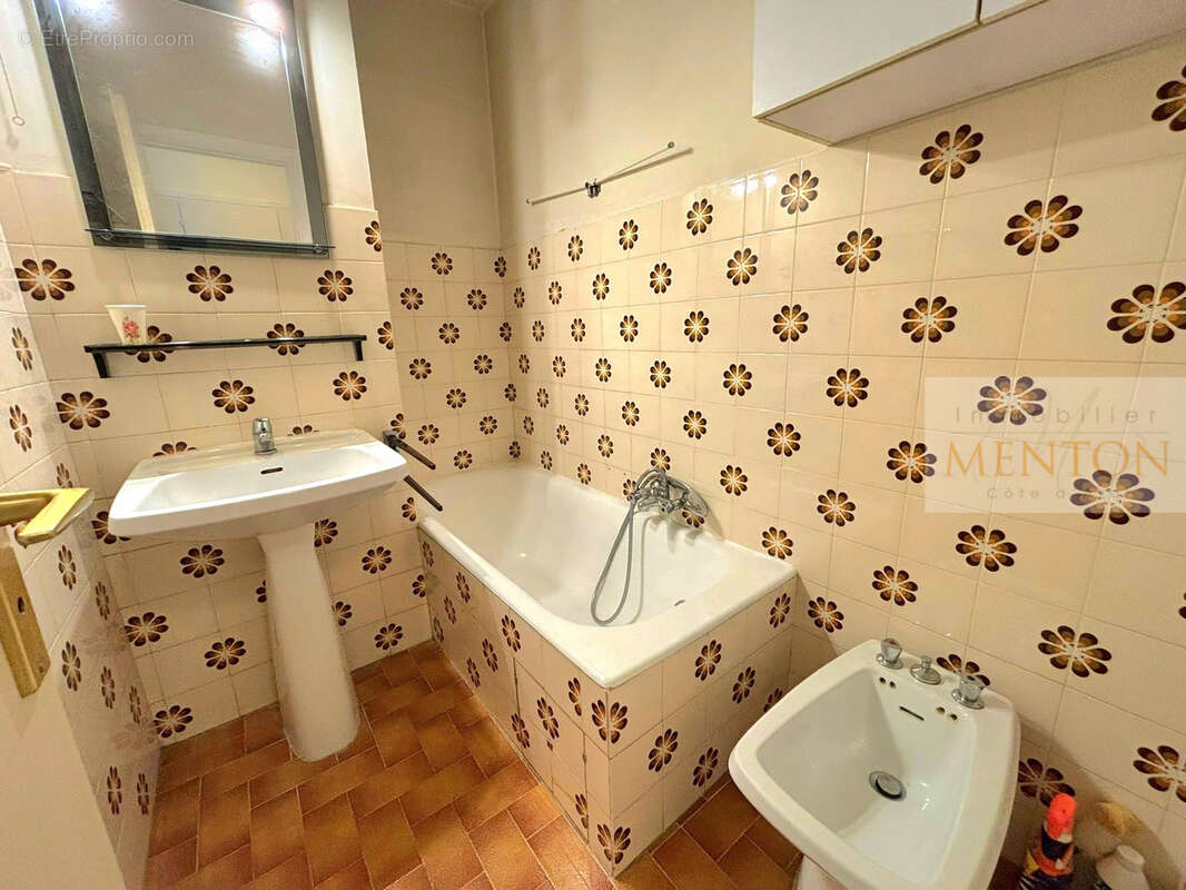 Appartement à MENTON