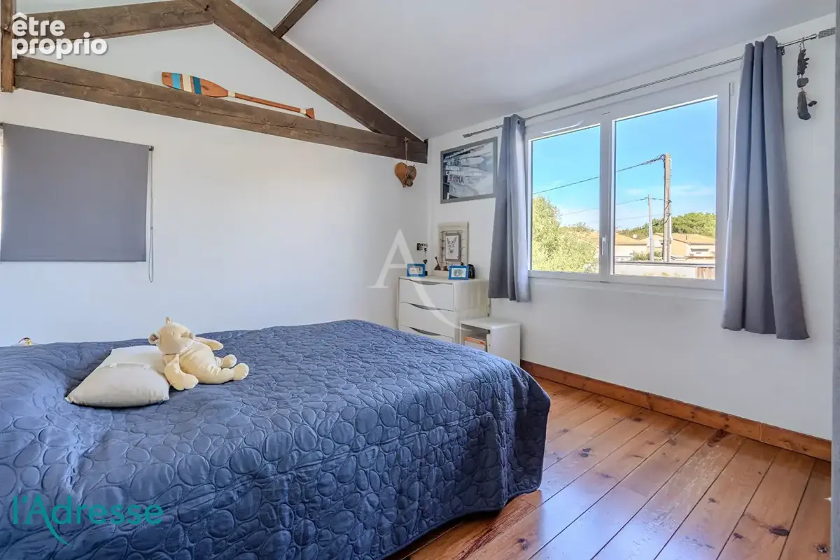CANEJAN - Maison esprit Loft de 139 m² avec jardin et piscine - photo 8