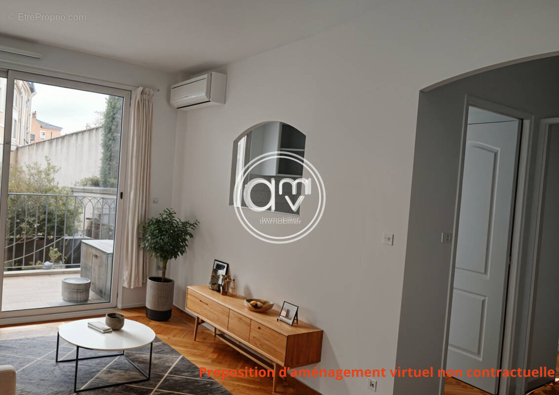 Appartement à HYERES