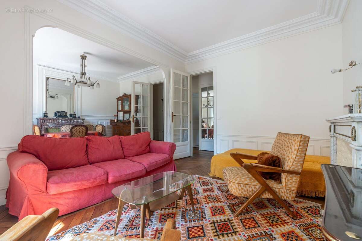 Appartement à PARIS-12E