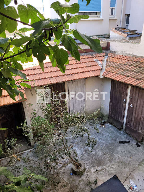 TOULON OUEST : Immeuble composé de 6 appartements dont 1 loué - photo 4