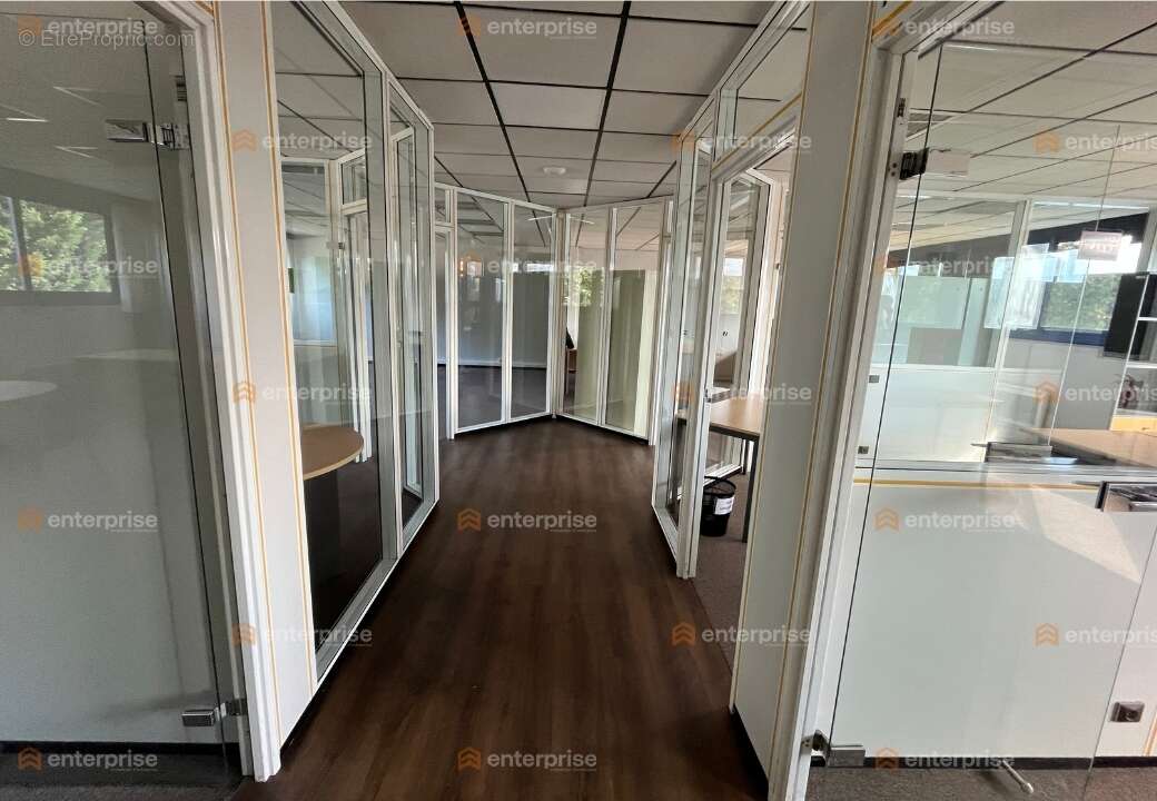 Commerce à MARCQ-EN-BAROEUL