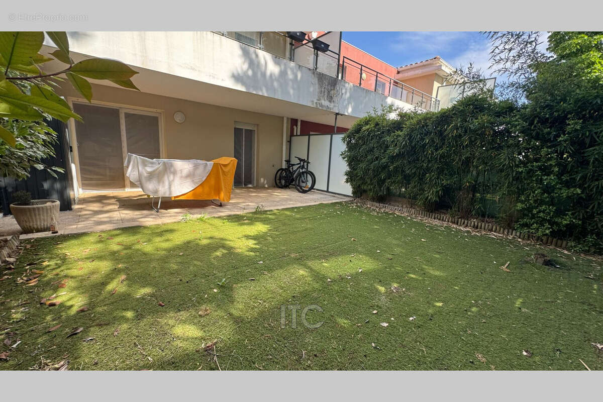 Appartement à ROUSSET