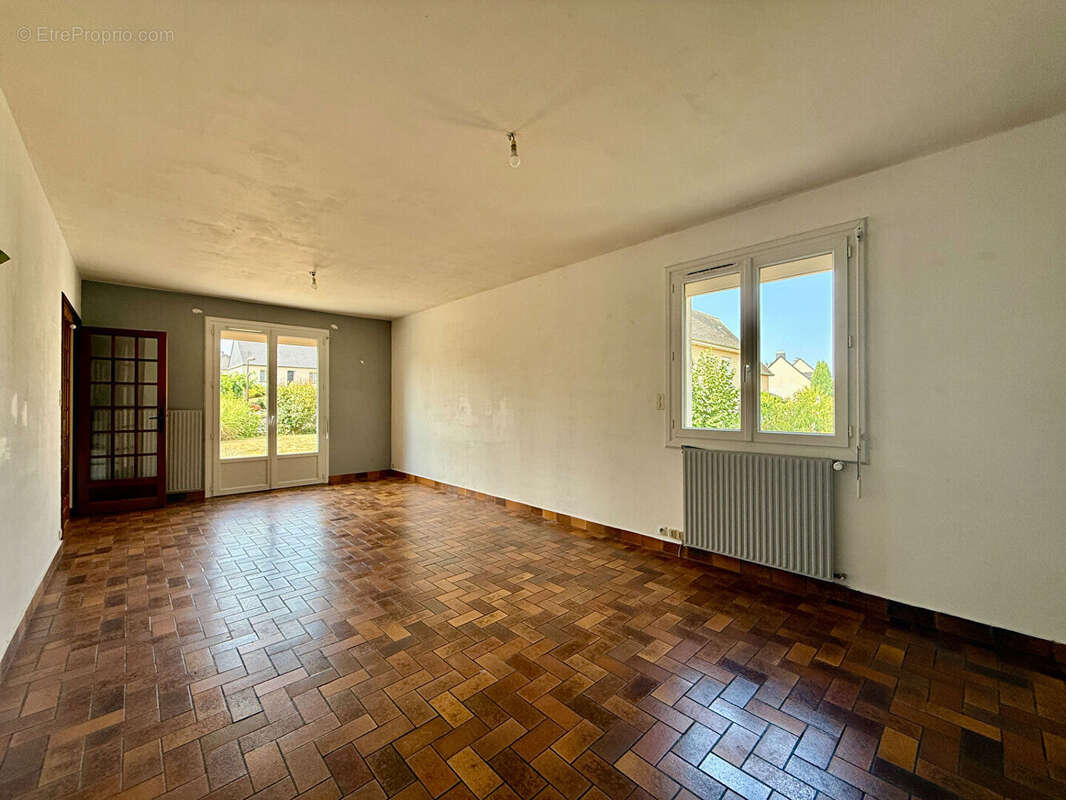 Balaze - maison - a vendre - photo 3