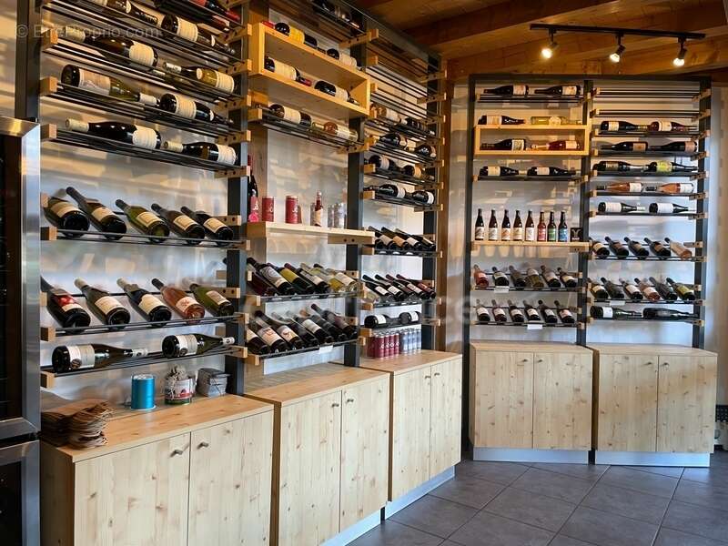 Commerce à VALLOIRE