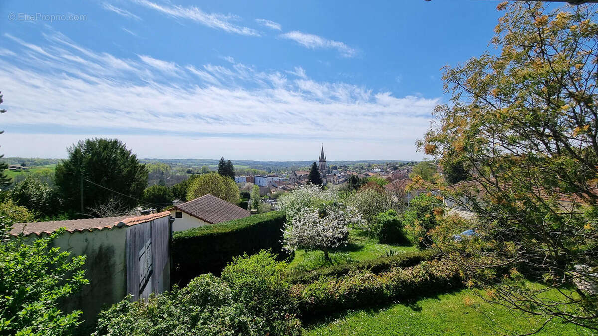 20250409_145345 - Maison à NONTRON