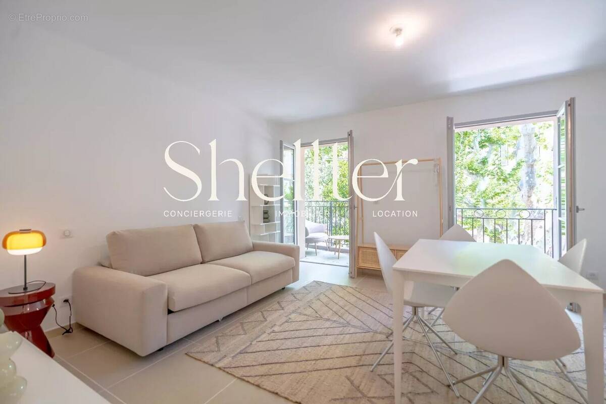 Appartement à SAINT-TROPEZ