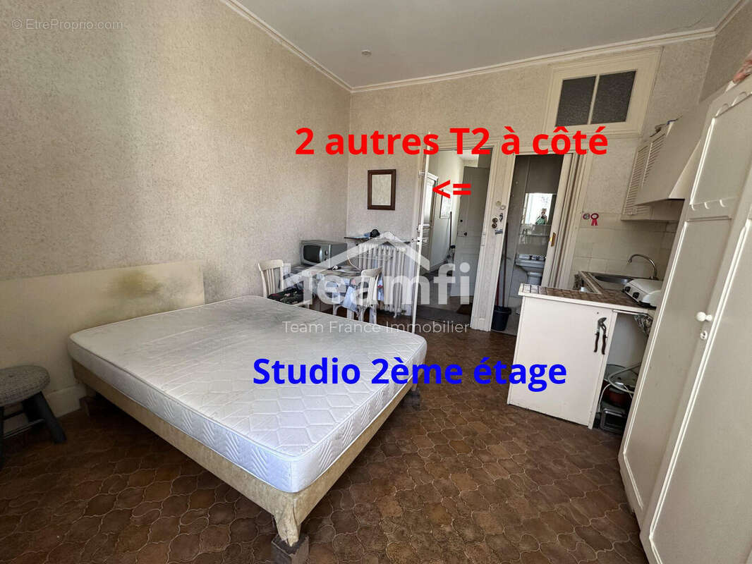 Appartement à LA MONNERIE-LE-MONTEL