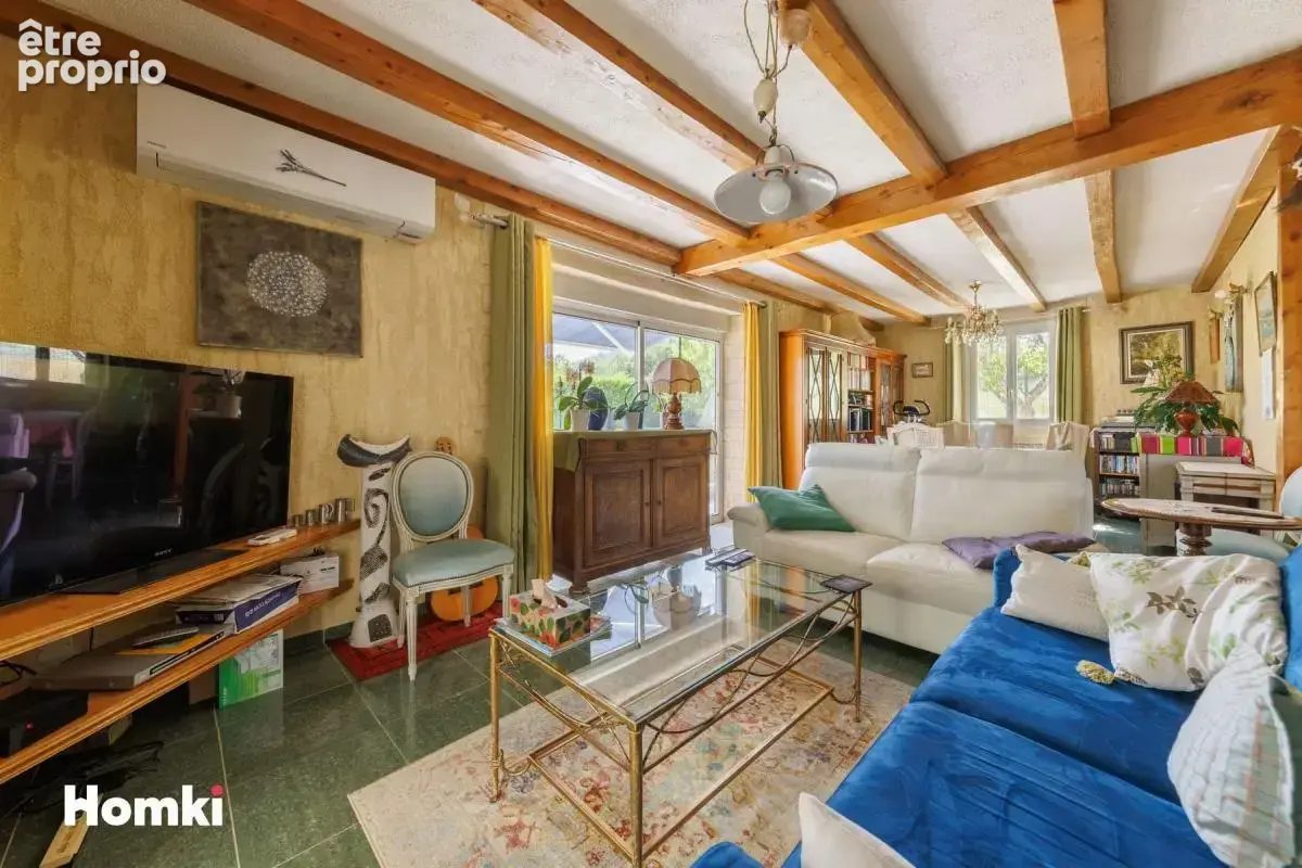Vue imprenable, aucun vis-à-vis et plain-pied : une maison rare à Billom - photo 10