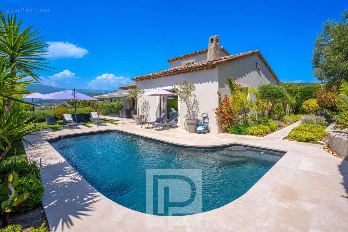 Maison à MOUGINS