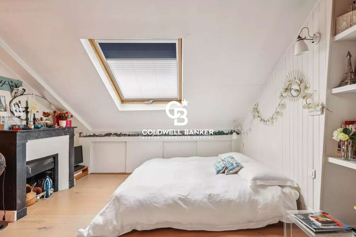 Appartement à PARIS-3E