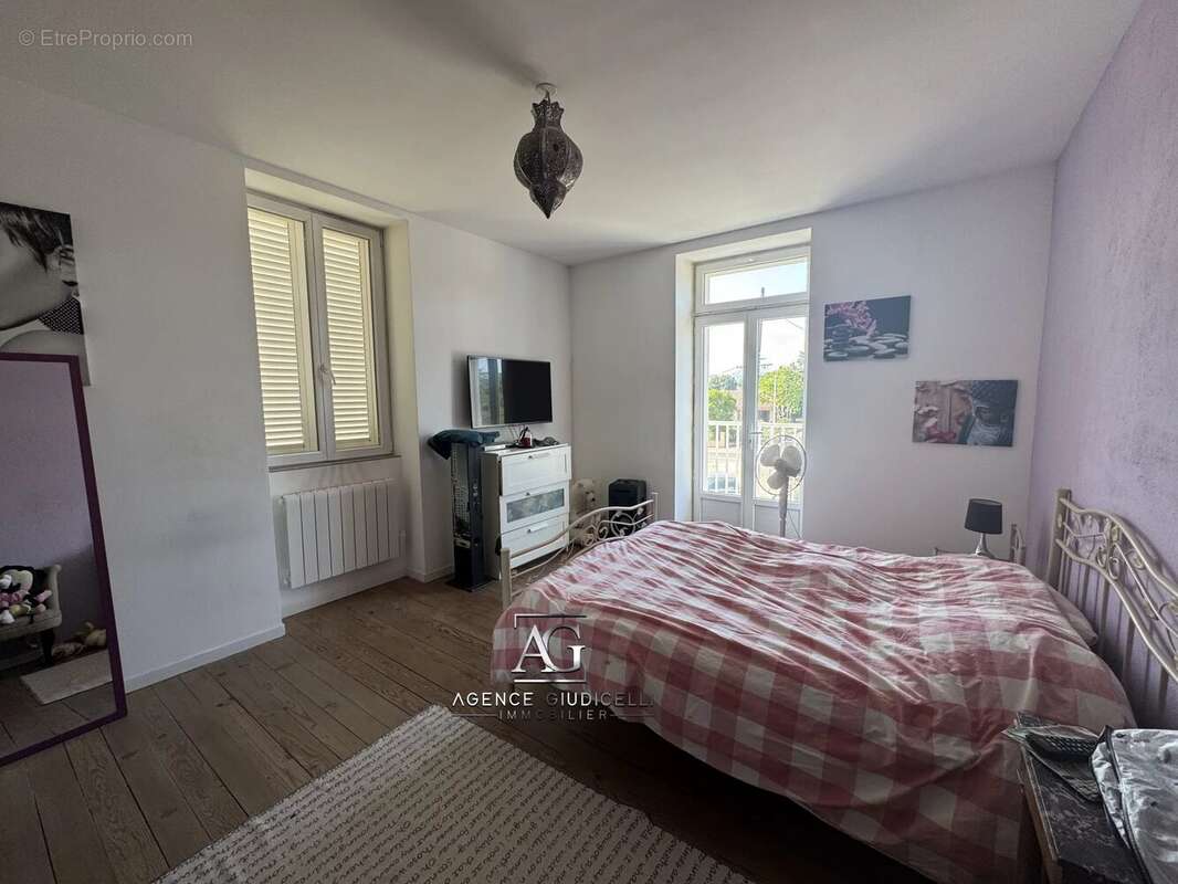 Maison à PRUNELLI-DI-FIUMORBO