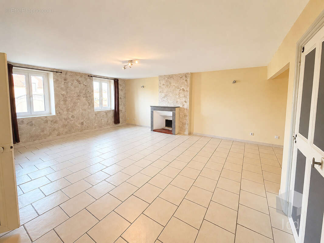 Appartement à MONTELIMAR