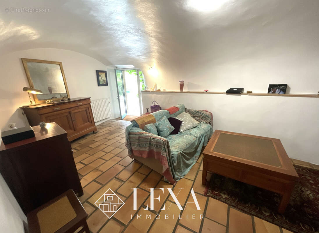 Maison à SAINT-GEORGES-D'ORQUES