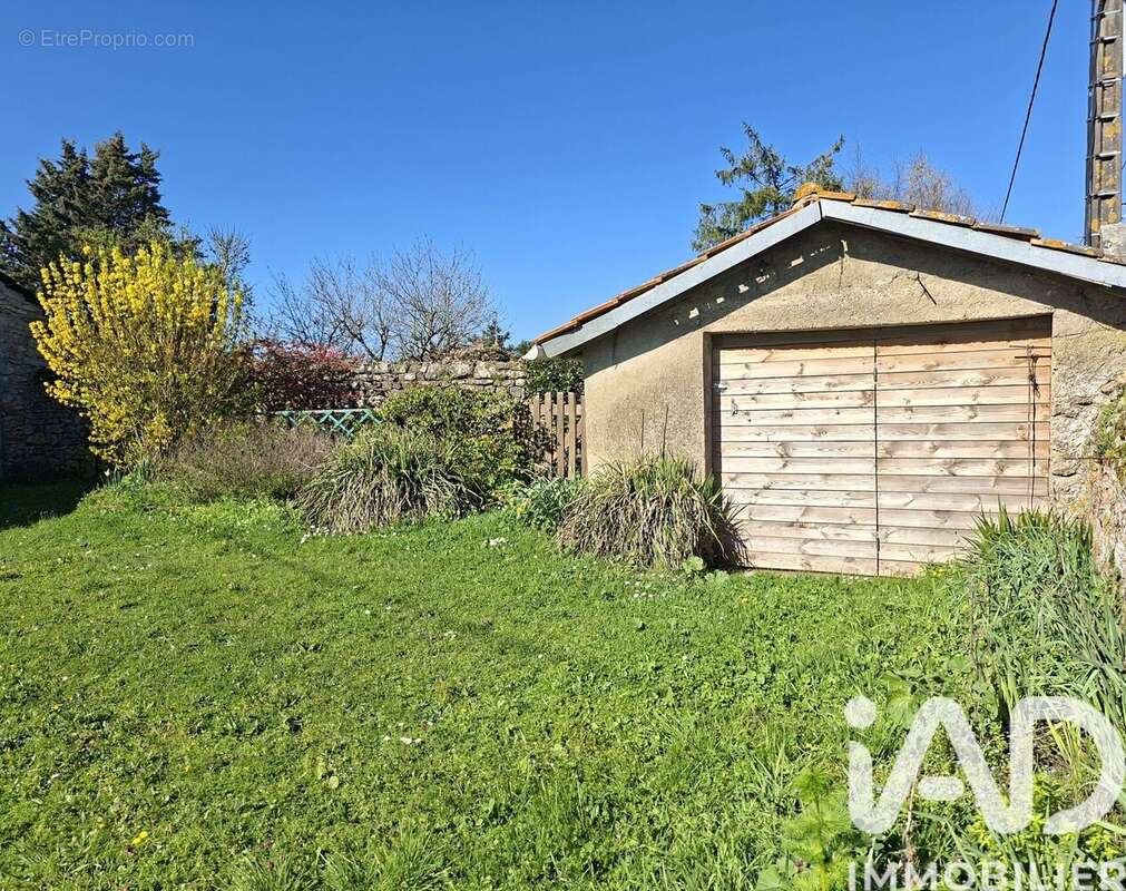 Photo 5 - Maison à VOUNEUIL-SOUS-BIARD