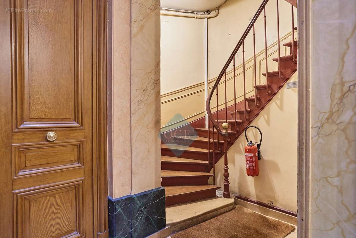 Appartement à PARIS-11E
