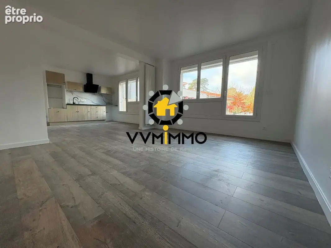 Appartement 4 pièces 94 m² à vendre à Le Cellier (44850) - photo 2