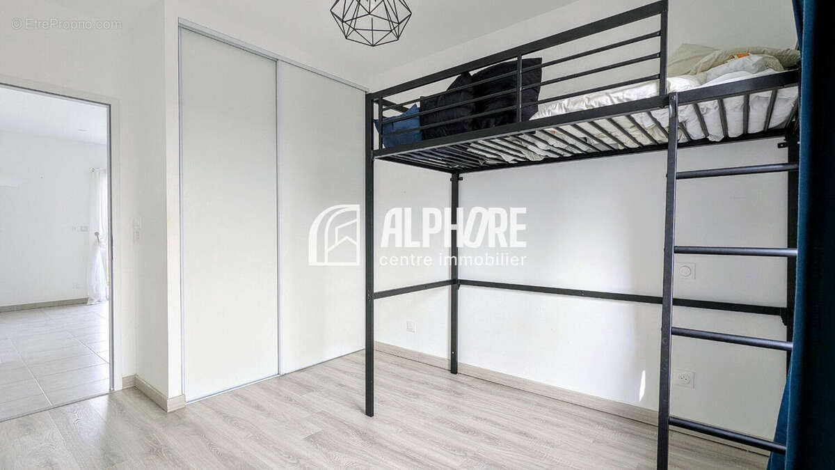 Maison Chaumes En Retz 5 pièce(s) 99 m2 - photo 5
