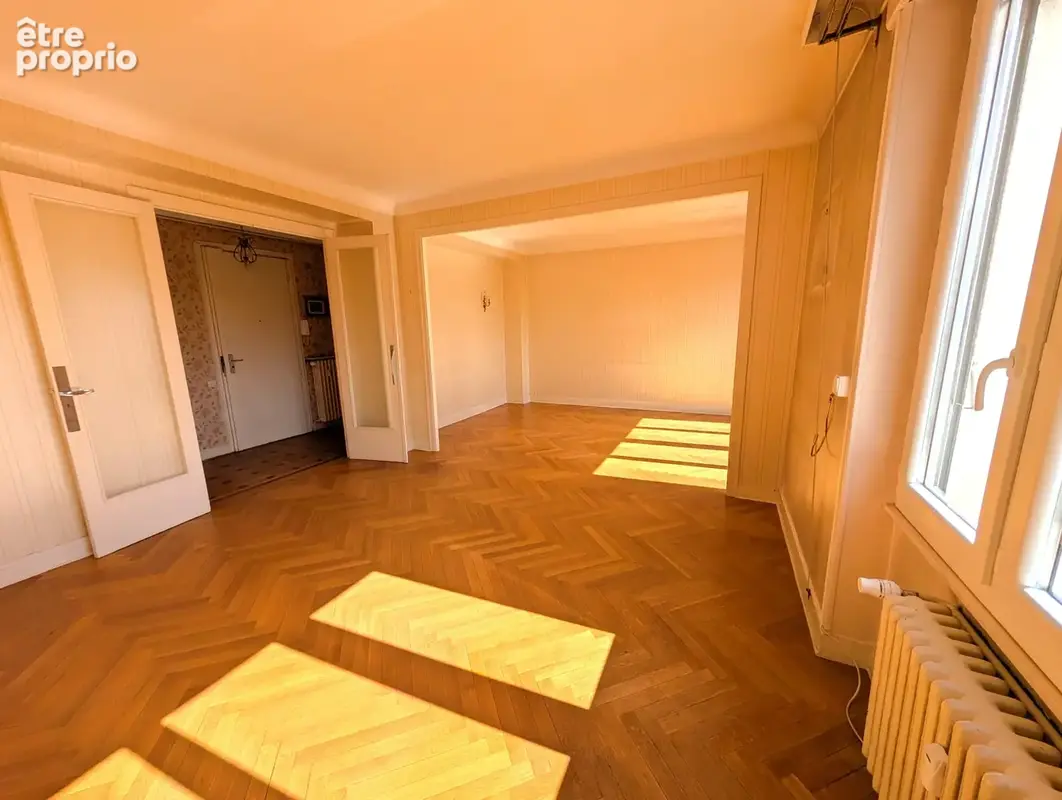 Appartement t6 / ascenseur / garage / cave / hyper-centre / mairie / parc montjoly / chamalières - photo 3