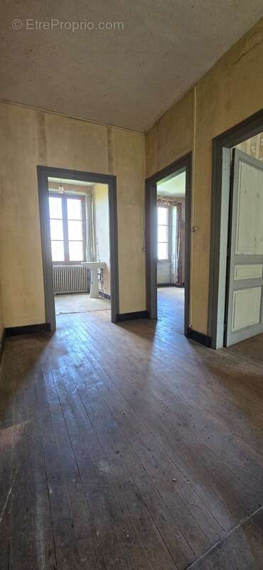 Maison à BENEVENT-L'ABBAYE