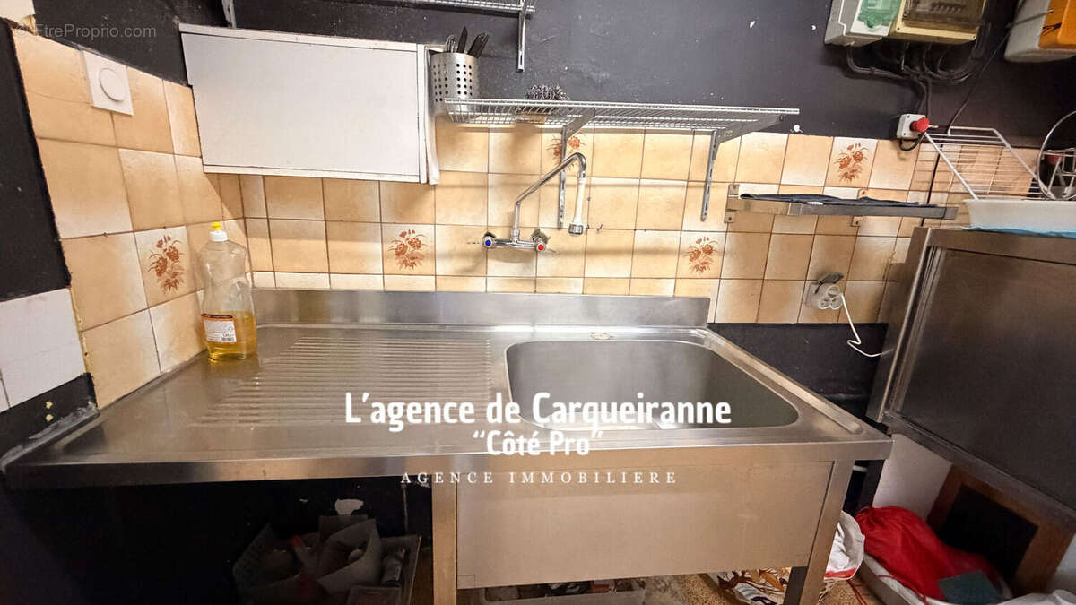 Commerce à CARQUEIRANNE