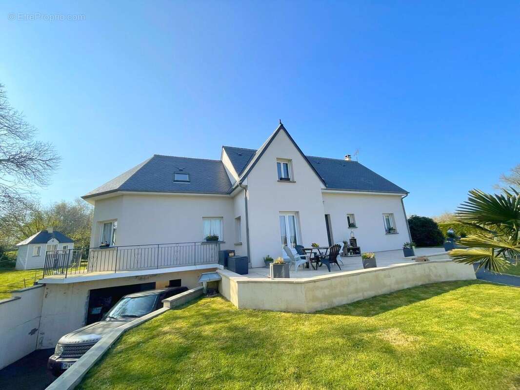 Maison à SAINT-MALO-DE-LA-LANDE