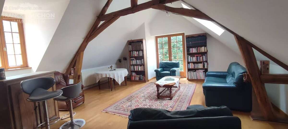 Maison à PERS-EN-GATINAIS