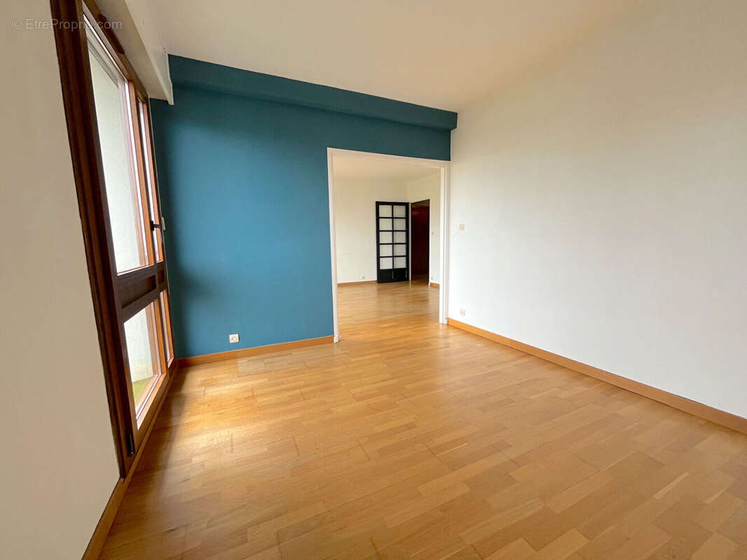 Appartement à RIS-ORANGIS