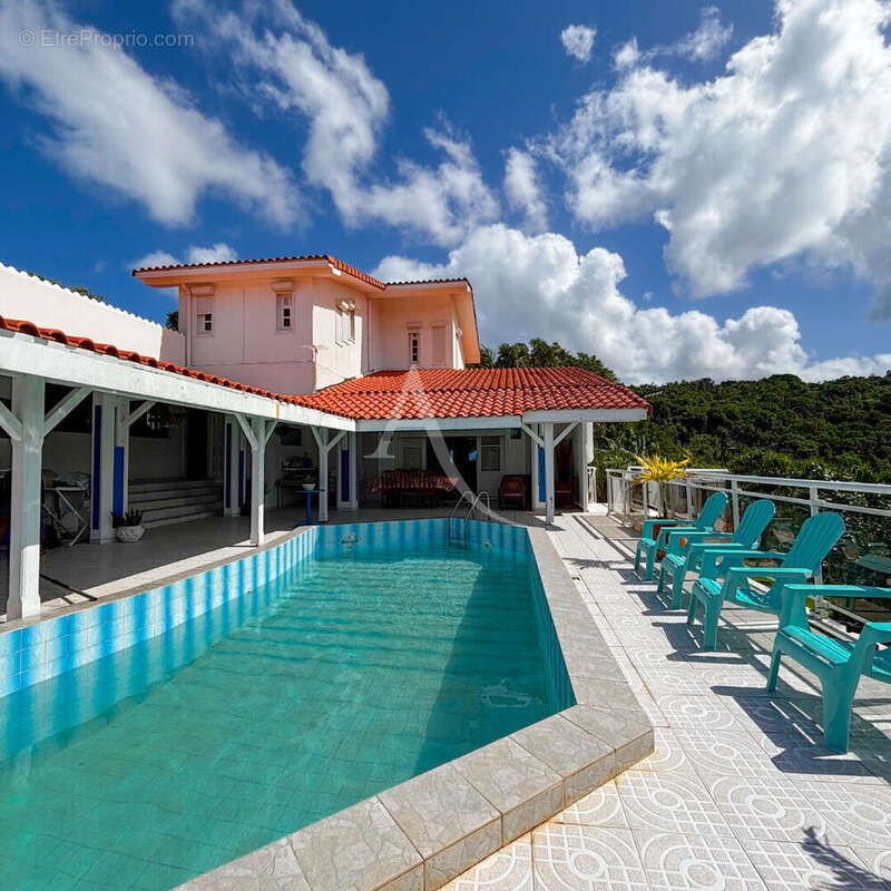 Maison à SCHOELCHER