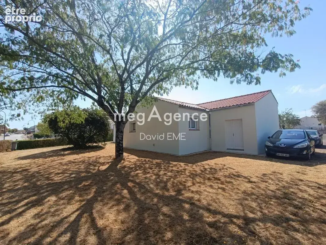 5 Pièces, 108 m2, 3 chambres, AIZENAY Centre - photo 4