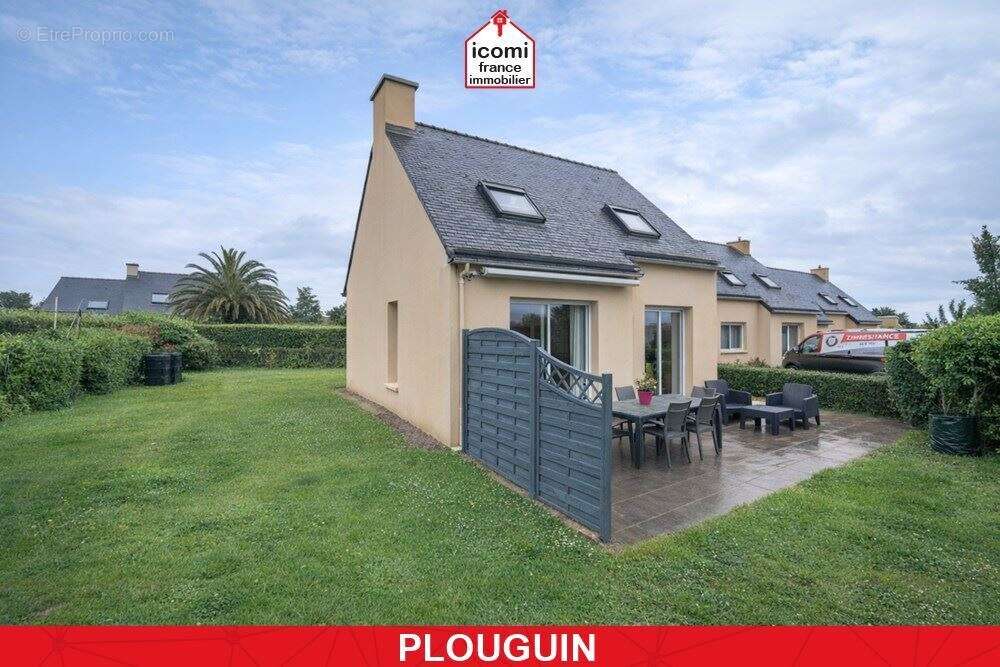 Maison à PLOUGUIN