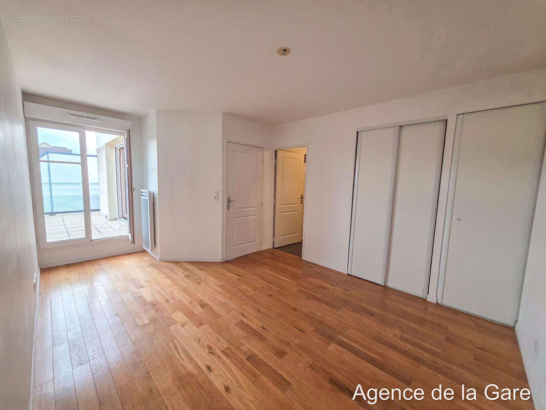 Appartement à MAISONS-LAFFITTE