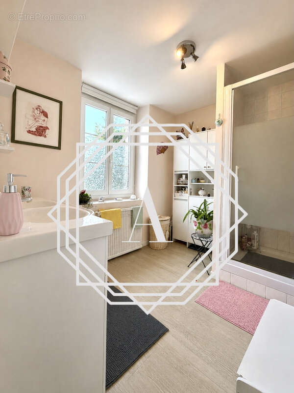 Maison à NOAILLES