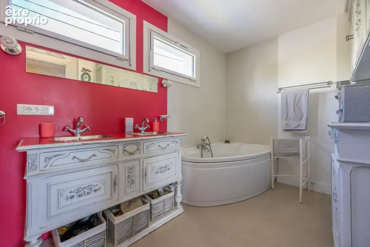 Maison de 150m2 - 5 chambres - photo 9