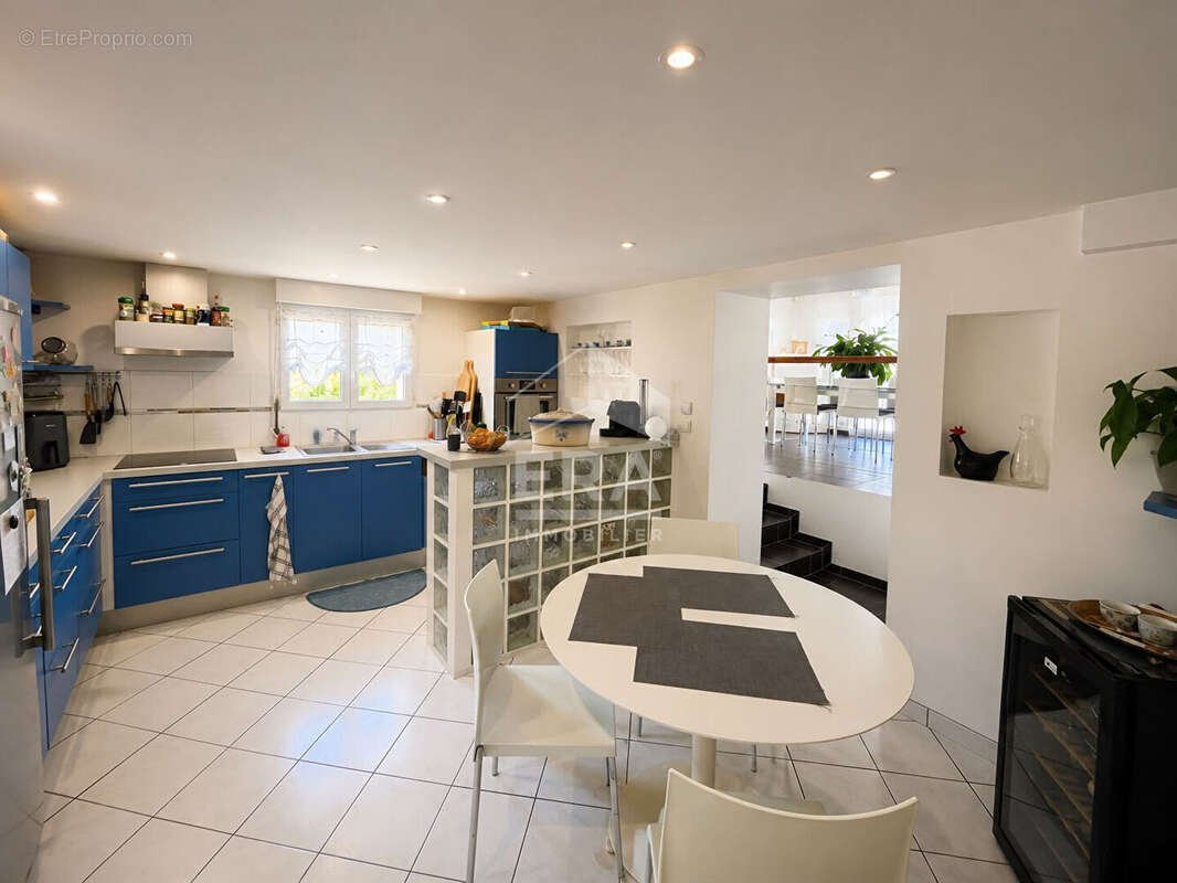 Maison 111m² à serrières-de-briord - photo 7