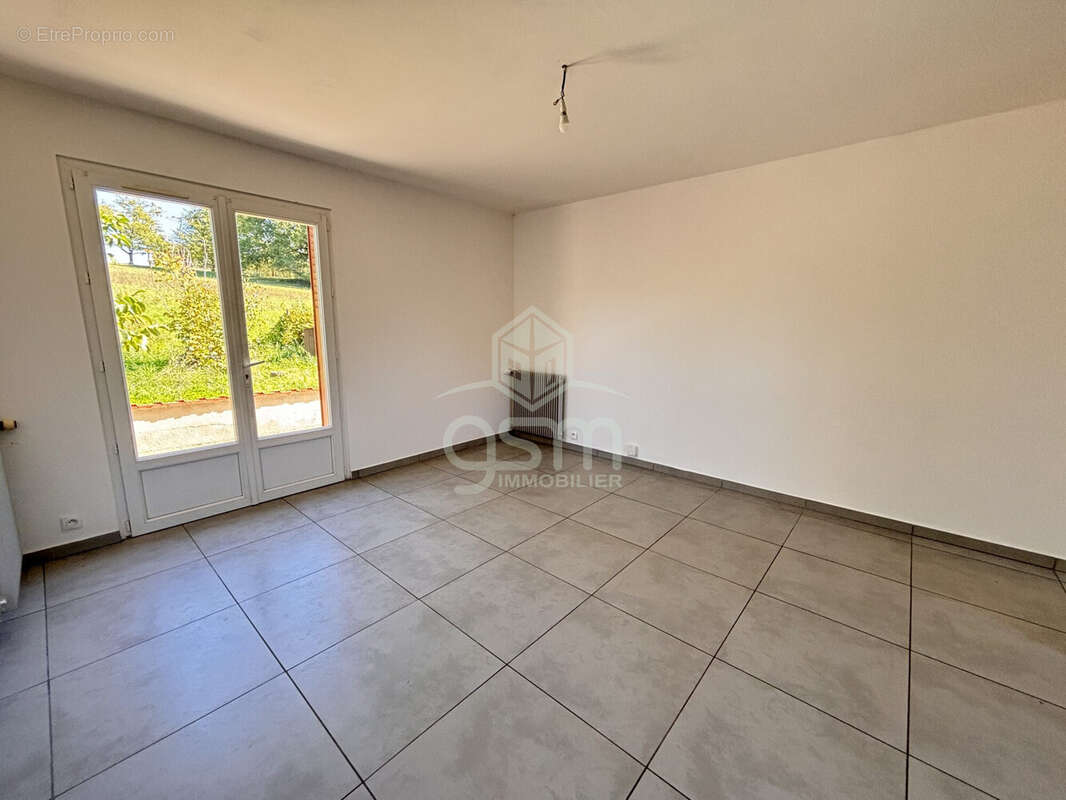 Maison à NOYANT-DE-TOURAINE