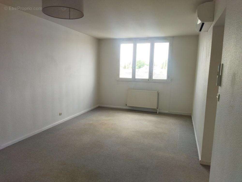 ch  - Appartement à CAHORS