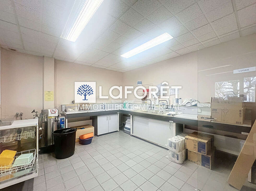 Commerce à PARTHENAY