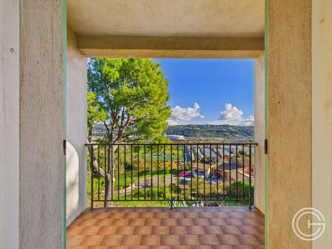 VILLA 5 pièces 134m² + Terrain 3.174m² - Moyenne Corniche des Pugets - SAINT LAURENT DU VAR - photo 15