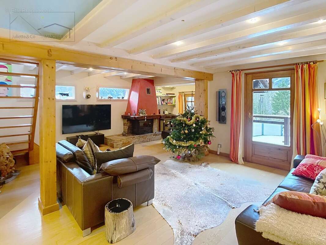 Maison à LES HOUCHES