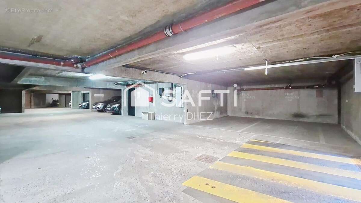 Photo 4 - Parking à LILLE