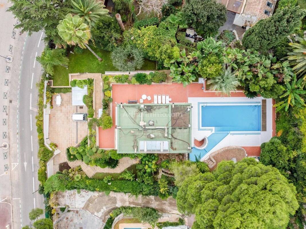 Maison à ROQUEBRUNE-CAP-MARTIN