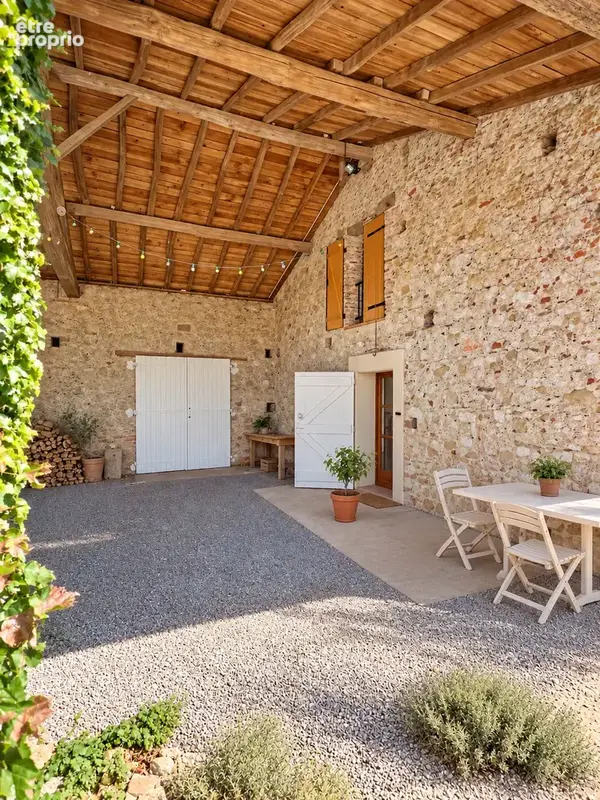 Ancienne ferme en pierre - charme, volumes et dépendances à Lavaur - photo 25