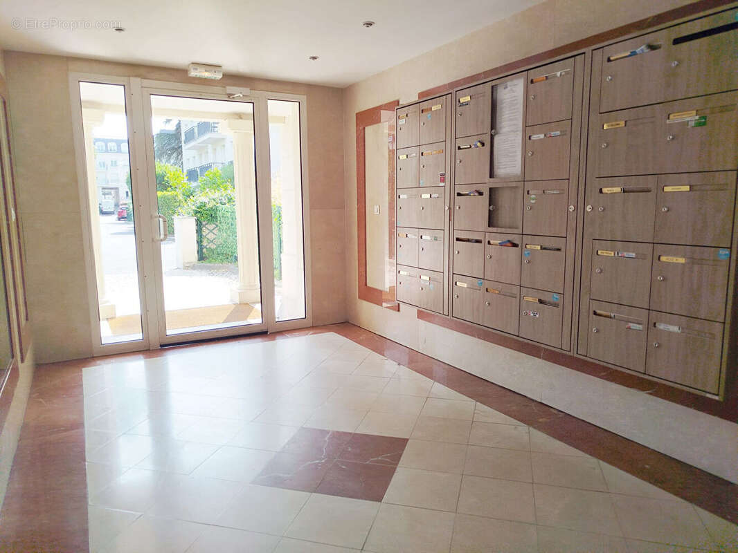 Appartement à SAINT-FARGEAU-PONTHIERRY