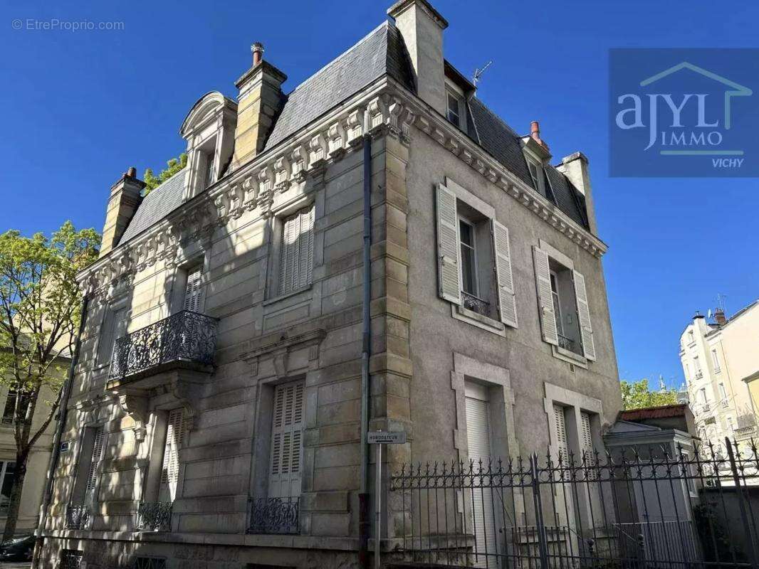 Appartement à VICHY