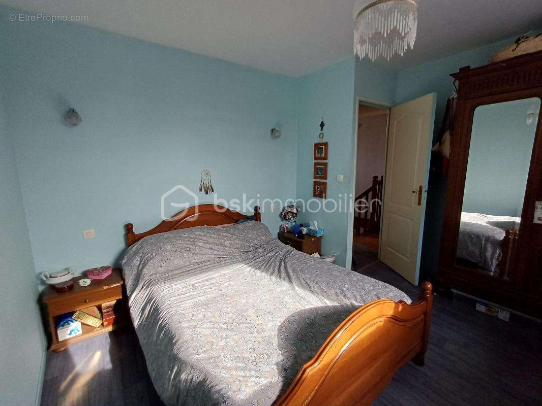 Coup de cœur - calme, espace et potentiel : 4 chambres possibles, terrasse plein sud, proximité commerces et ecoles - photo 9