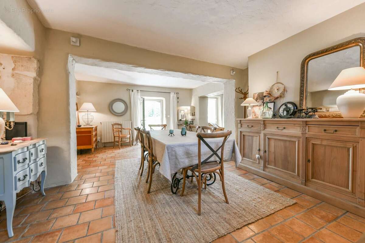 Maison à UZES