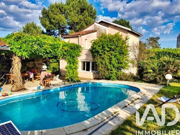 Photo 1 - Maison à VILLENAVE-D'ORNON
