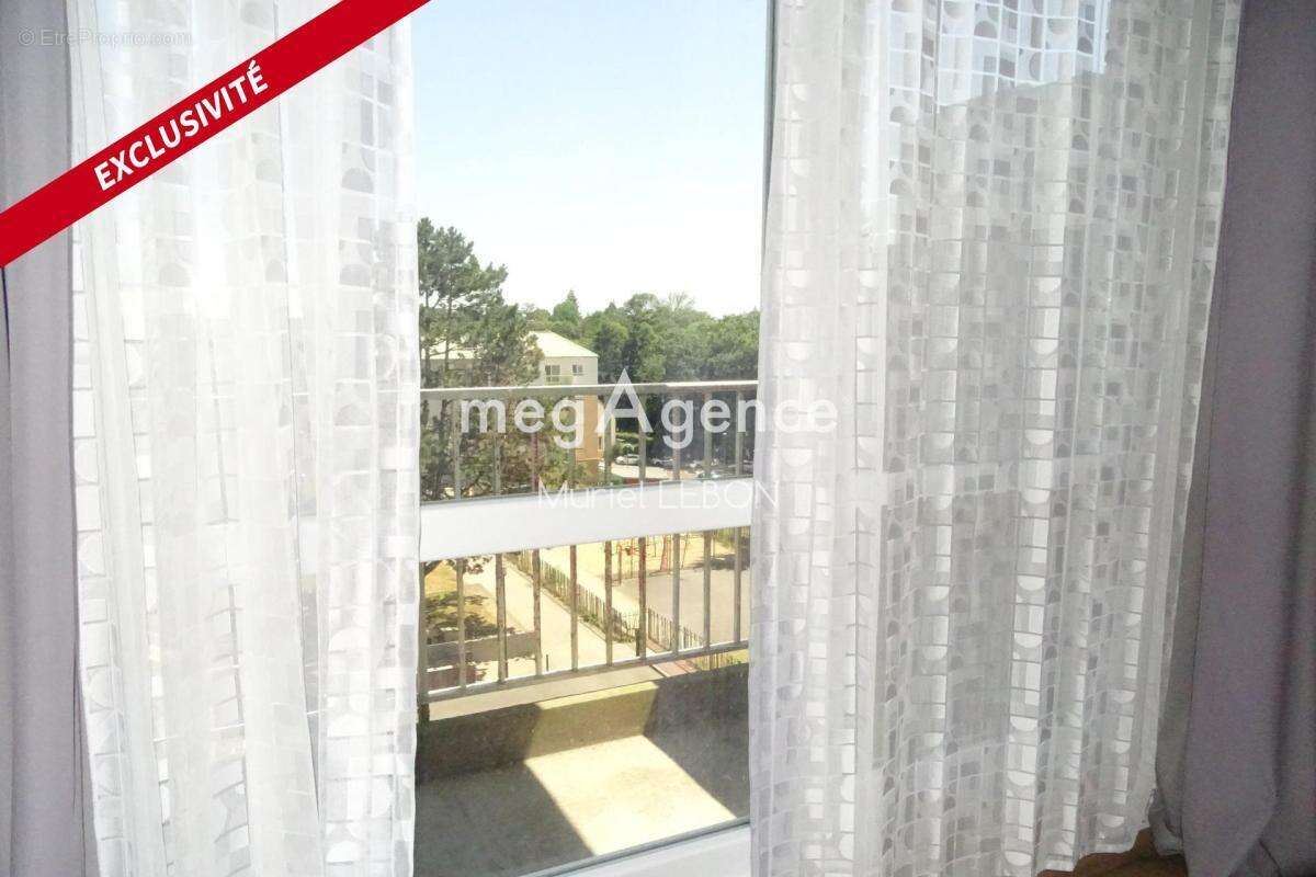 Appartement à FOUGERES